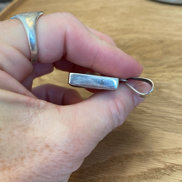 ARTISAN cats pendant. Cats on one side and colorful paint resin on other. CUTE! - Picture 4 of 6